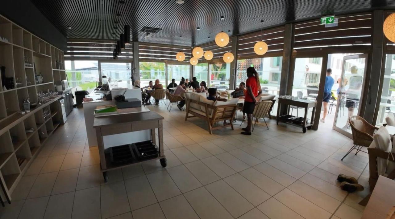 Ibis Styles Mayotte Aeroport Pamandzi Exterior photo