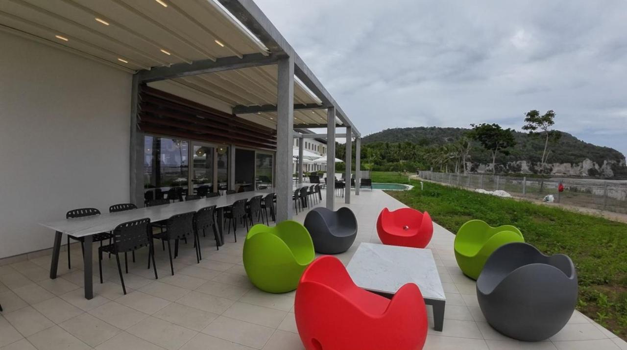 Ibis Styles Mayotte Aeroport Pamandzi Exterior photo