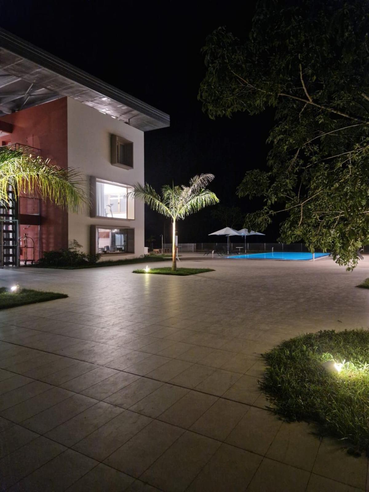 Ibis Styles Mayotte Aeroport Pamandzi Exterior photo