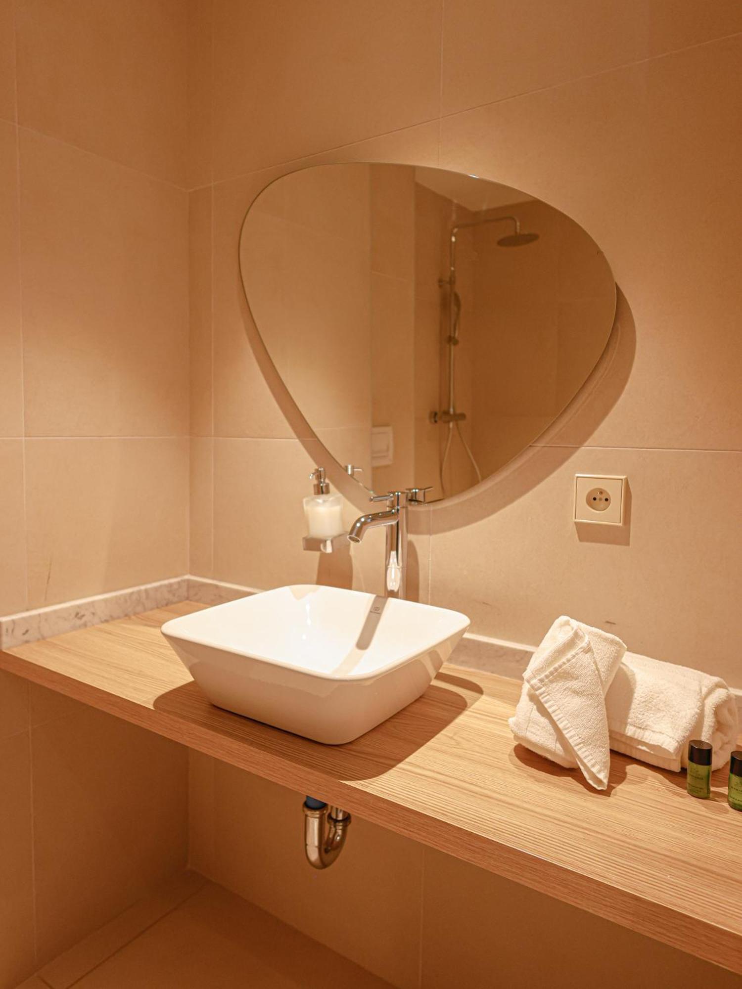 Ibis Styles Mayotte Aeroport Pamandzi Exterior photo