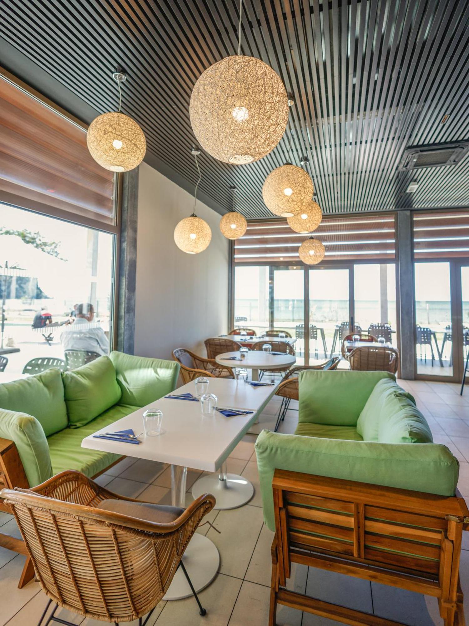Ibis Styles Mayotte Aeroport Pamandzi Exterior photo